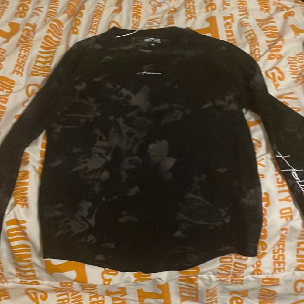 Hollister must-have collection long sleeve black shirt